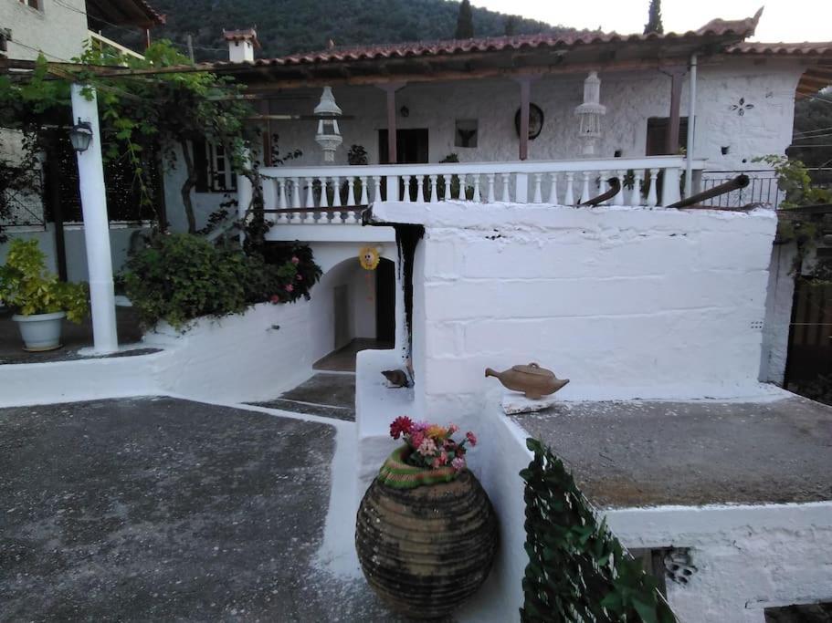 Holiday home Matas House Leonidio